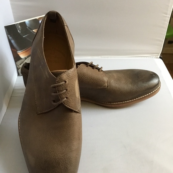 DRESS-UP SHOES FOR MEN. - Picture 4 of 8